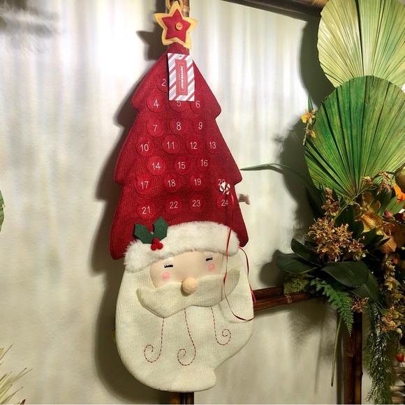 NEW! 🎅🏼Santa Christmas Tree Countdown Wall Art - Picture 1 of 6